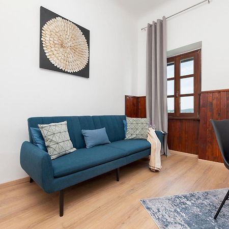 Apartment Rubi Ровинь Экстерьер фото