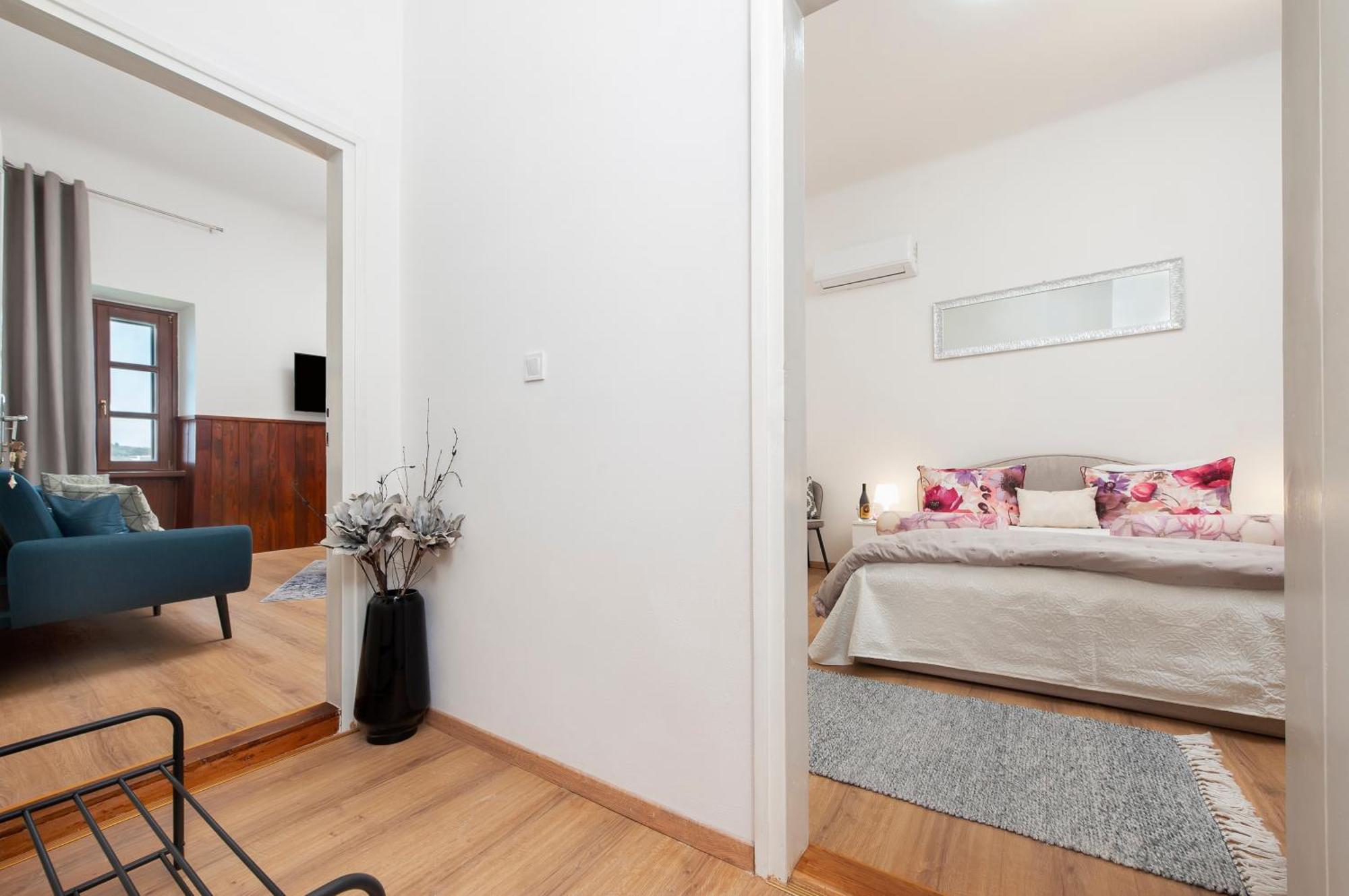 Apartment Rubi Ровинь Экстерьер фото